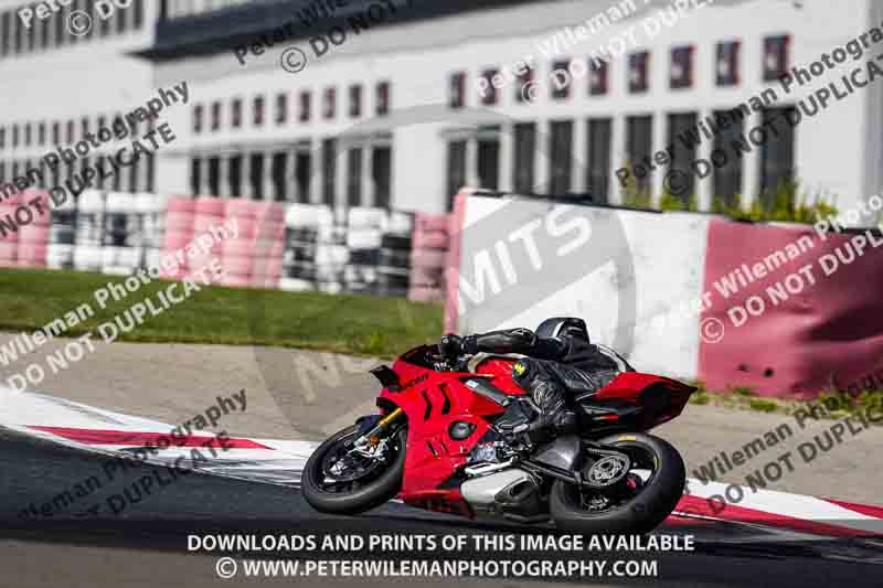 Circuito de Navarra;Spain;event digital images;motorbikes;no limits;peter wileman photography;trackday;trackday digital images